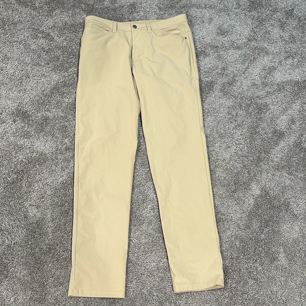 Lululemon ABC Pant Classic *34" Tofino Sand M5426S